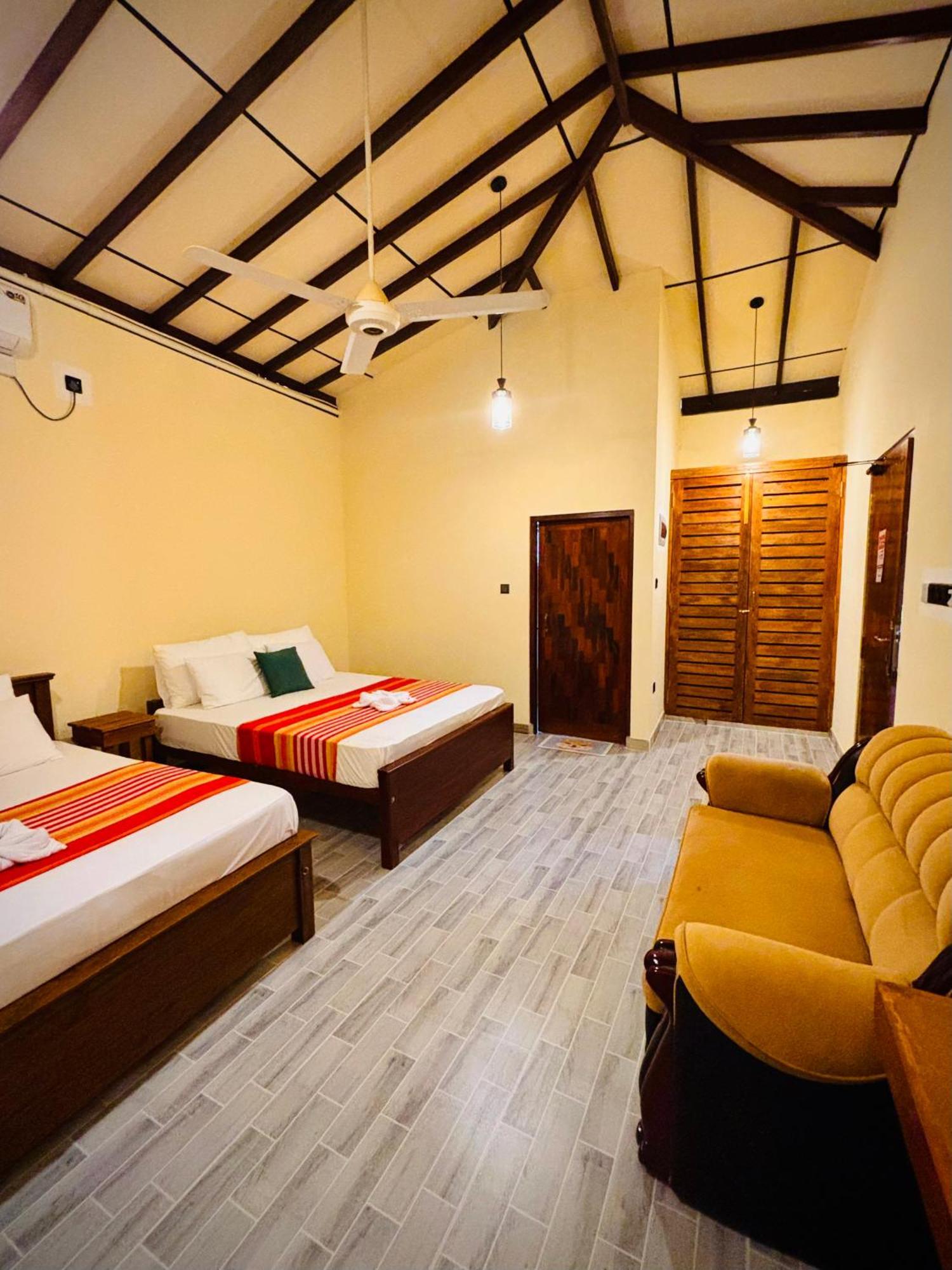Nirosha Guest House Galle Exterior photo